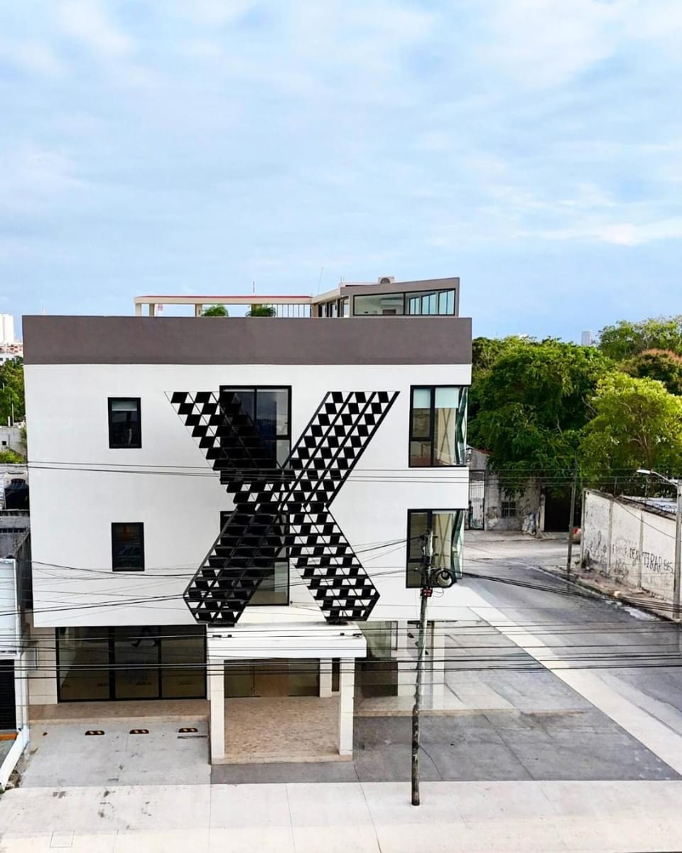 Property building, Facade/entrance