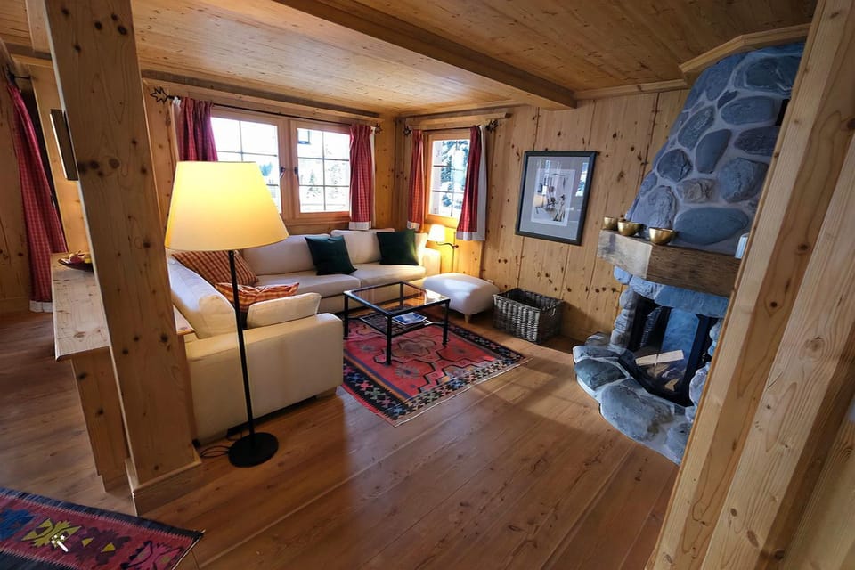 Chratidudel - Ski-in , Ski-out House in Canton of Valais