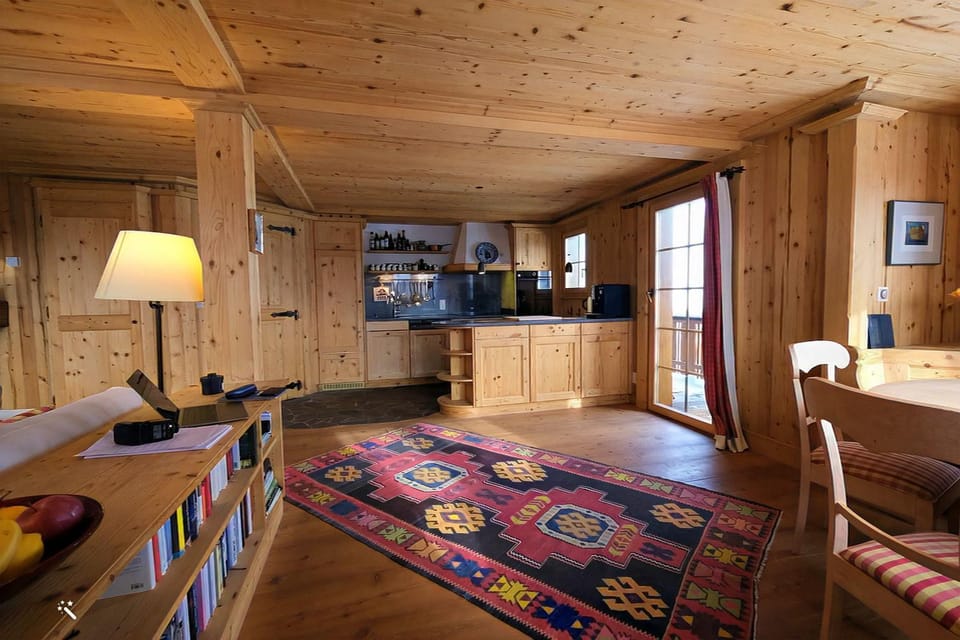 Chratidudel - Ski-in , Ski-out House in Canton of Valais