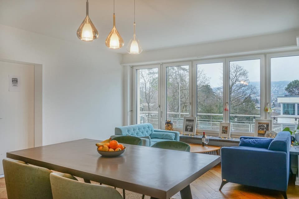 Communal lounge/ TV room, View (from property/room), Balcony/Terrace, Living room, Seating area, Dining area, Meals