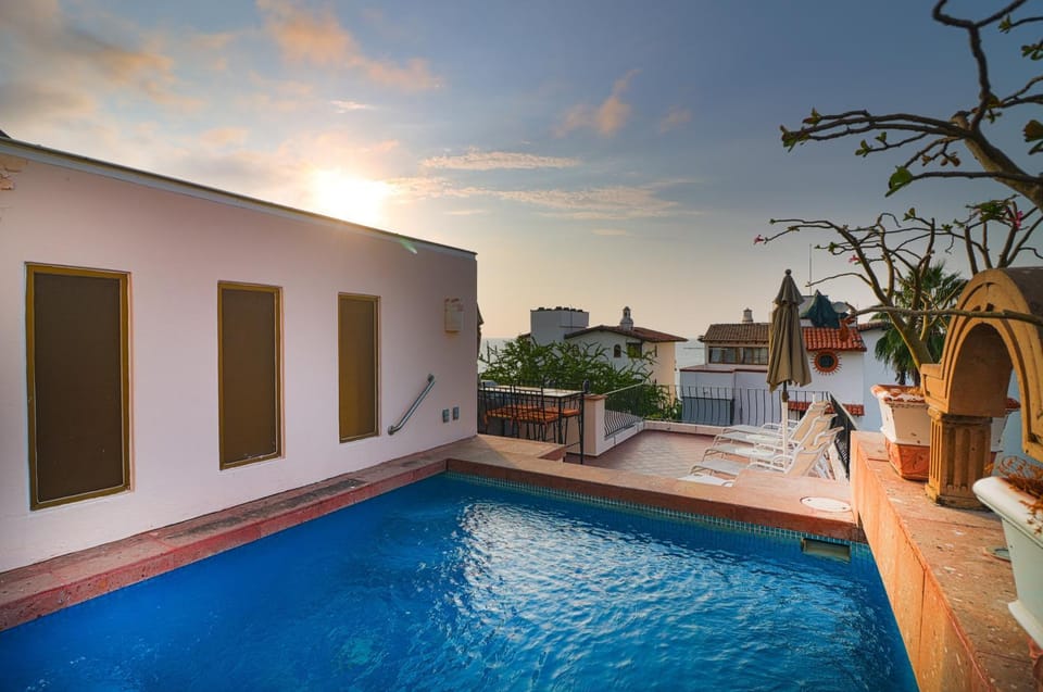 Pueblo Beach - Half a block from the beach Apartment in Puerto Vallarta