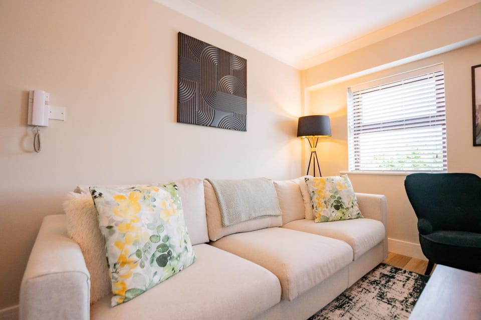 Communal lounge/ TV room, Living room