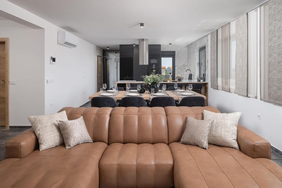 Living room, Other, Seating area, Dining area