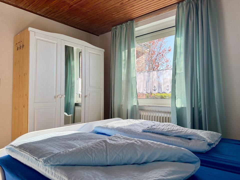 Bensersiel Ferienwohnung Kapitän mit Terrasse und Garten Apartment in Esens