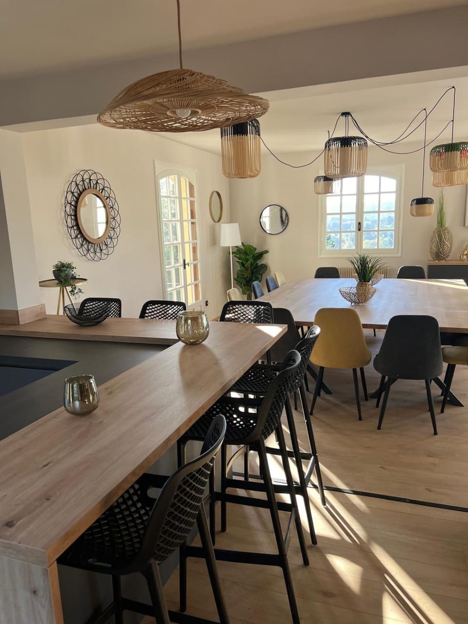 Maison de caractère rénové pour 15 personnes Villa in Auvergne-Rhône-Alpes