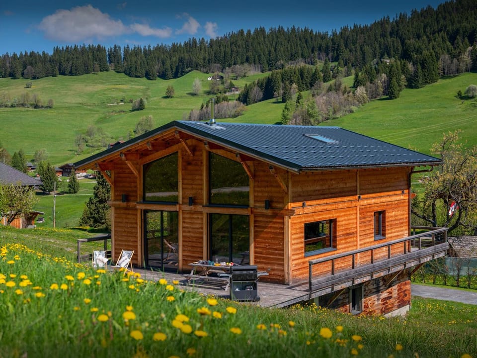 Property building, Natural landscape, Summer, Mountain view
