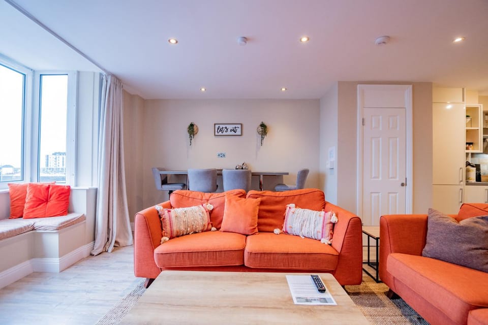 Communal lounge/ TV room, Living room