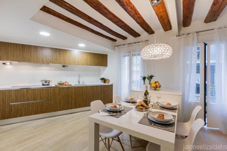 Center Pamplona Apartment UAT00537 Apartment in Pamplona