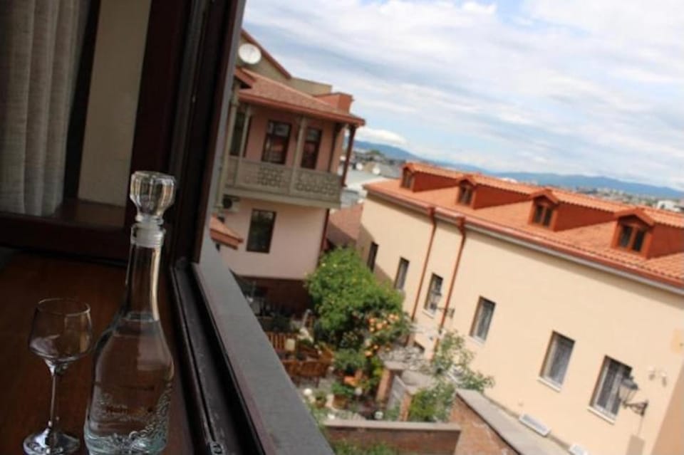 Property building, Day, Natural landscape, Balcony/Terrace, Sea view