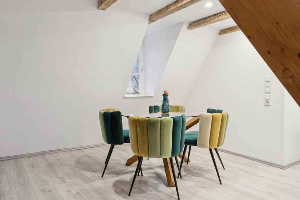 Photo of the whole room, Decorative detail, Decorative detail, Seating area, Dining area, Food, furniture, furniture