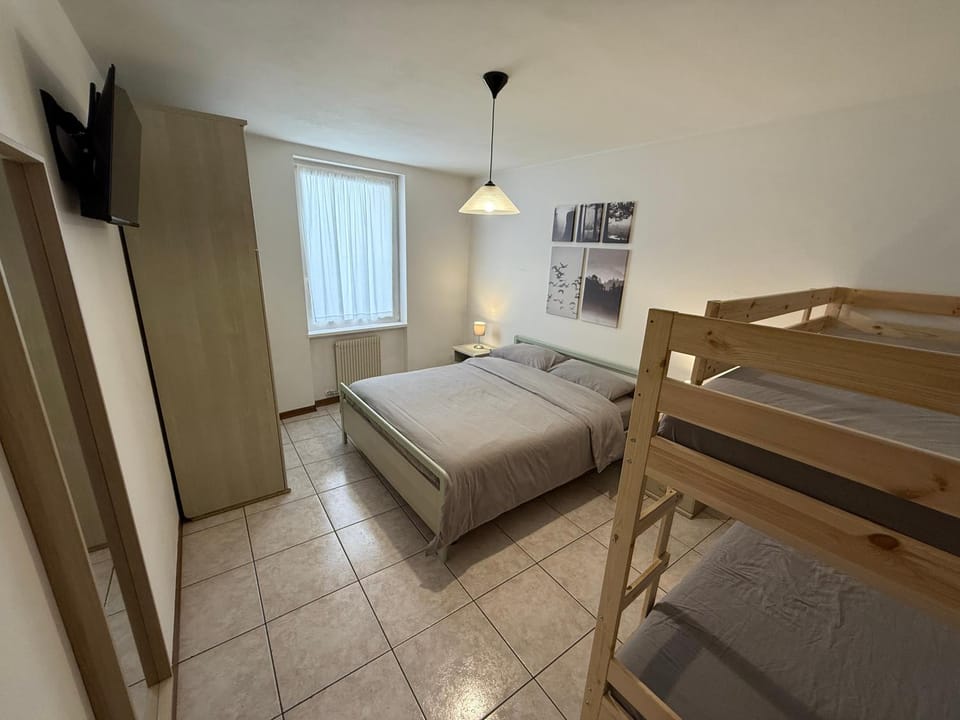 Bed, TV and multimedia, Bedroom, bunk bed, wardrobe