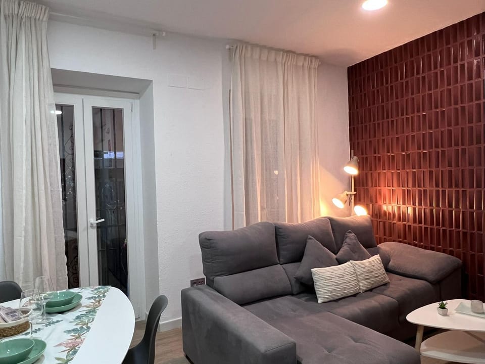 Luz Suite Sevilla Centro Apartment in Seville