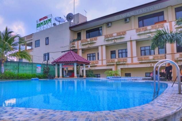 Pool view, Swimming pool