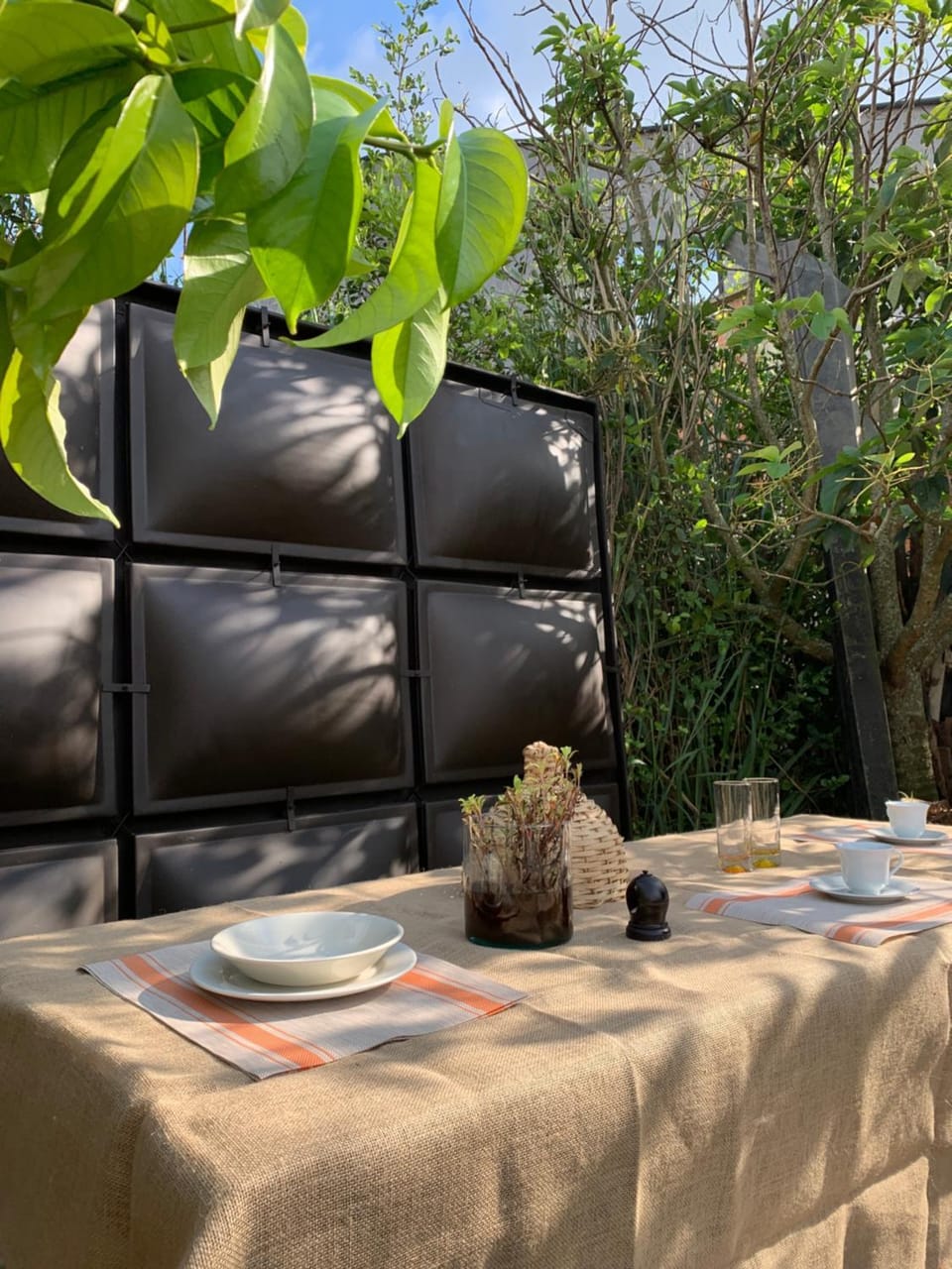Off site, Garden, Food and drinks, Dining area, Garden view