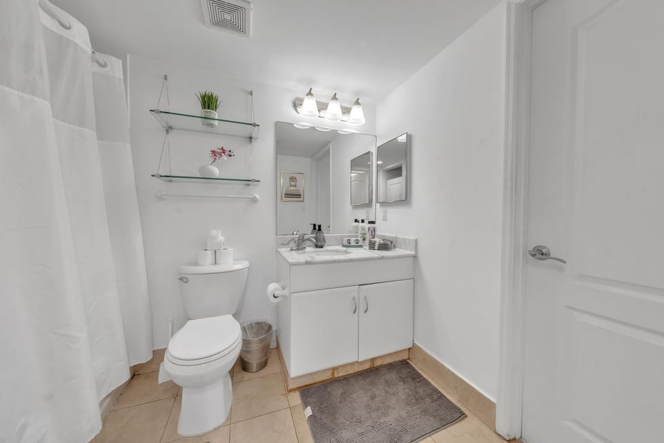Cozy 1 Bedroom Apt in The Heart of Brickell Apartment in Brickell