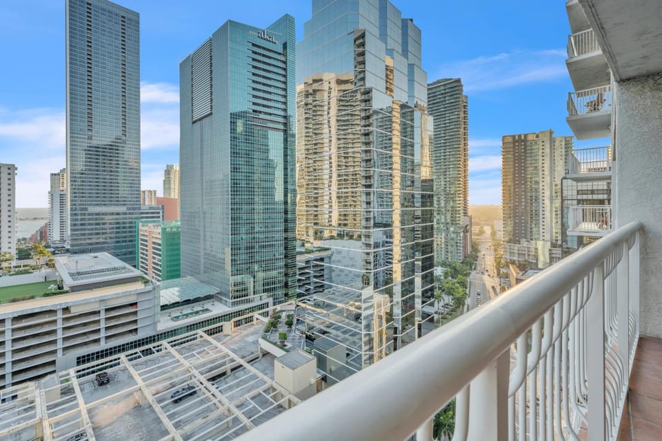 Cozy 1 Bedroom Apt in The Heart of Brickell Apartment in Brickell