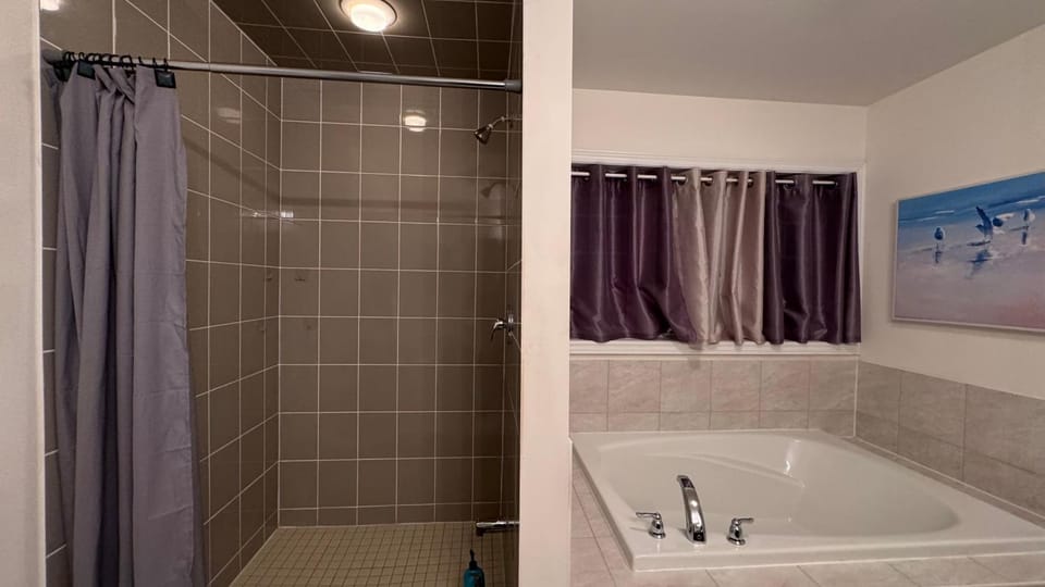 Shower, Bathroom, Bath, towels