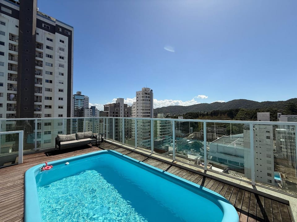 QE01- Studio| Jacuzzi Aquecida| Piscina| Churrasq. Apartment in Balneário Camboriú