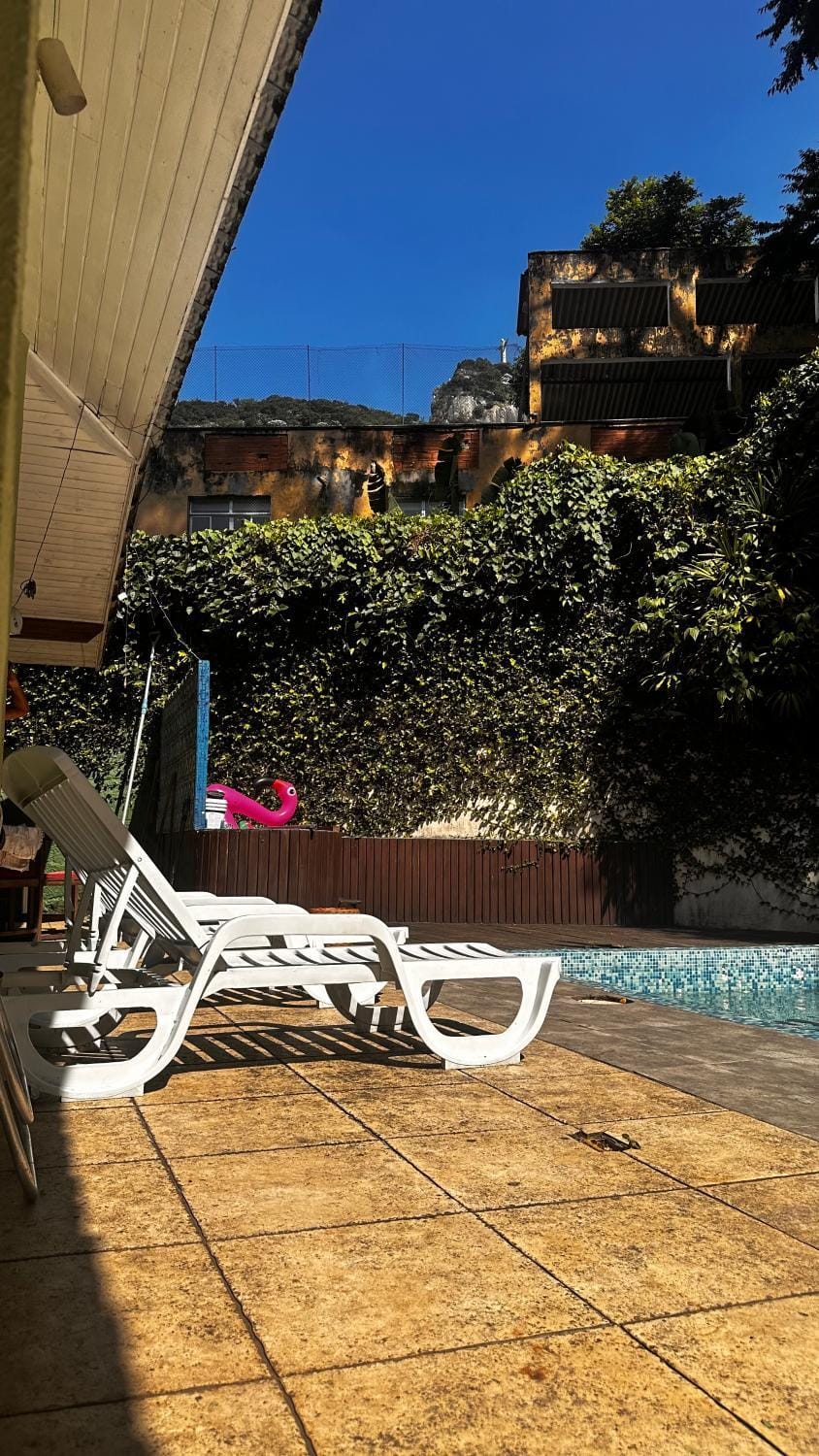 Swimming pool, sunbed