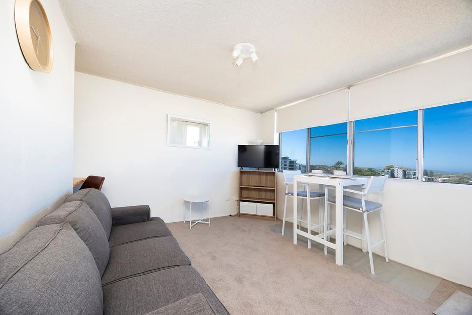 TV and multimedia, Living room, Dining area