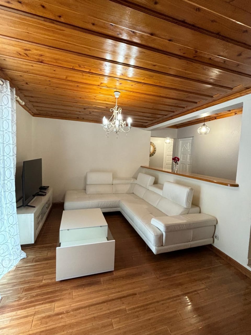 Communal lounge/ TV room, TV and multimedia