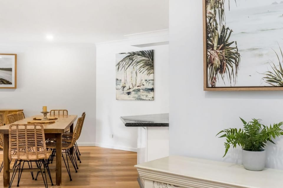 Beach Haven 5 - 84 Lawson Street Apartment in Byron Bay