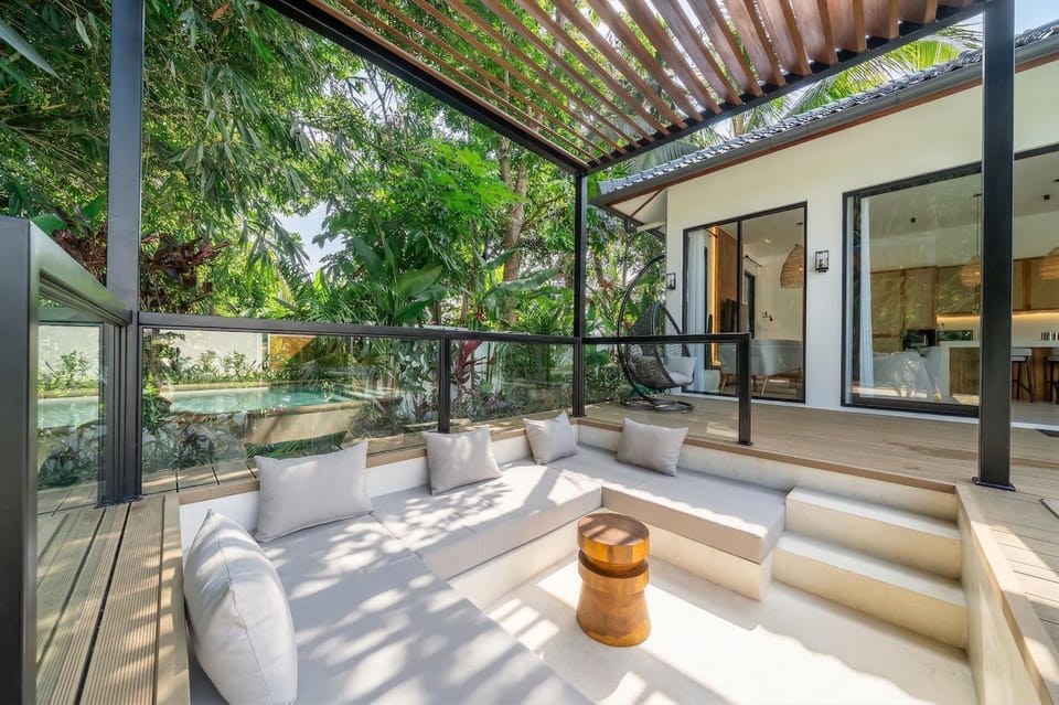 Patio, Seating area