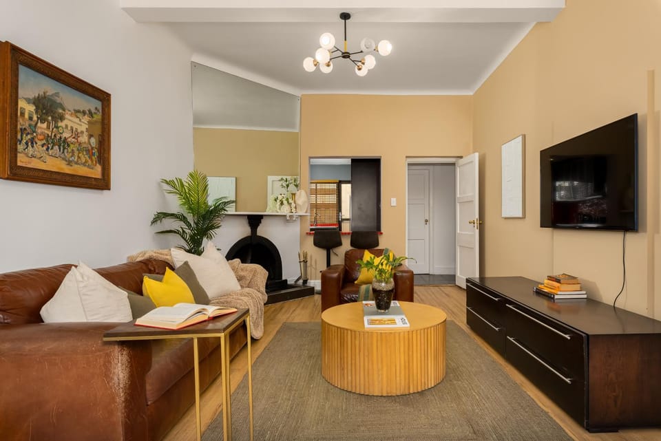 Sea Point Sanctuary Apartment in Sea Point