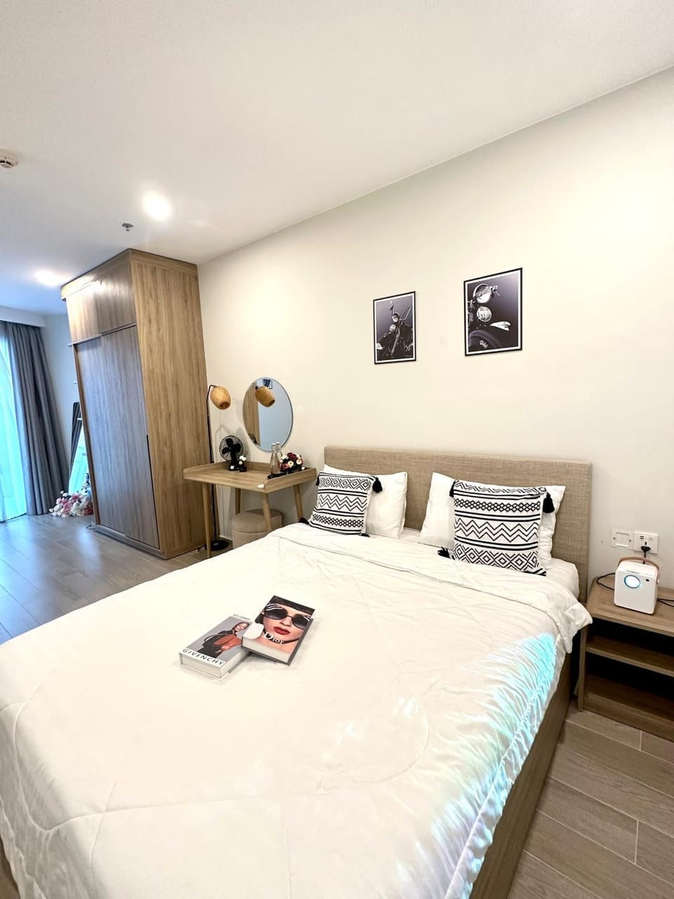Bed, Bedroom