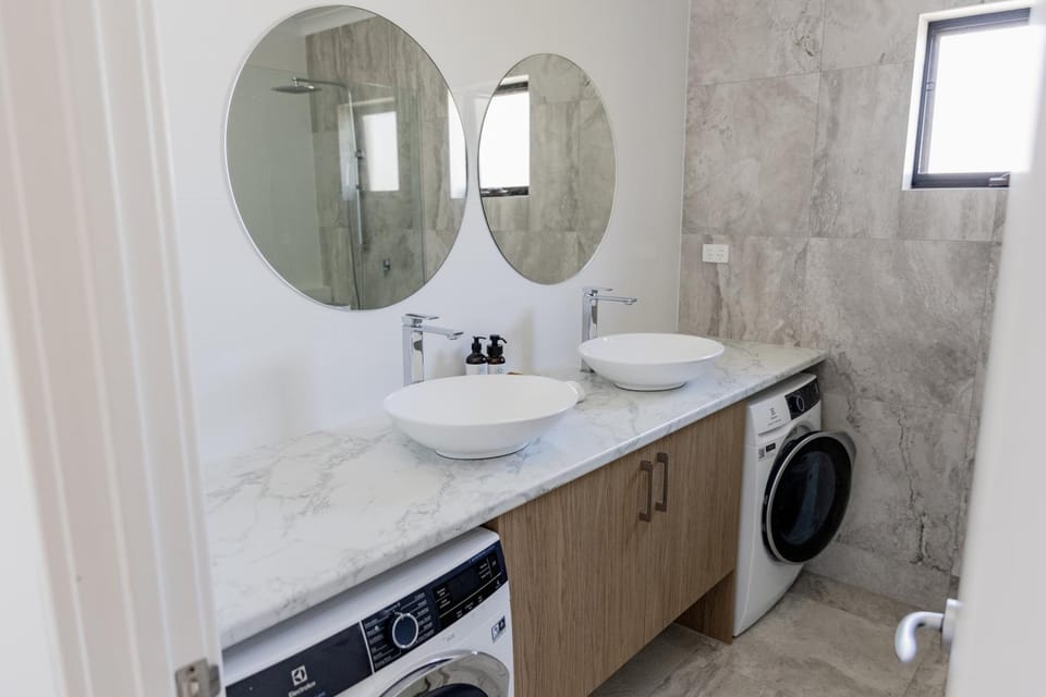 Bathroom, towels, washing machine, dryer