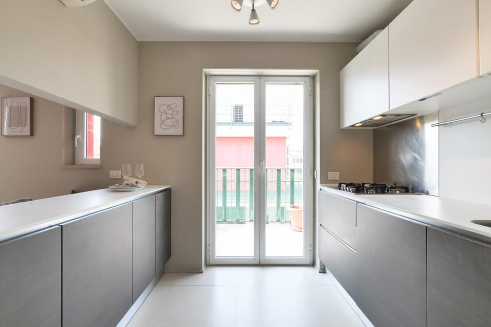 Kitchen or kitchenette, stove