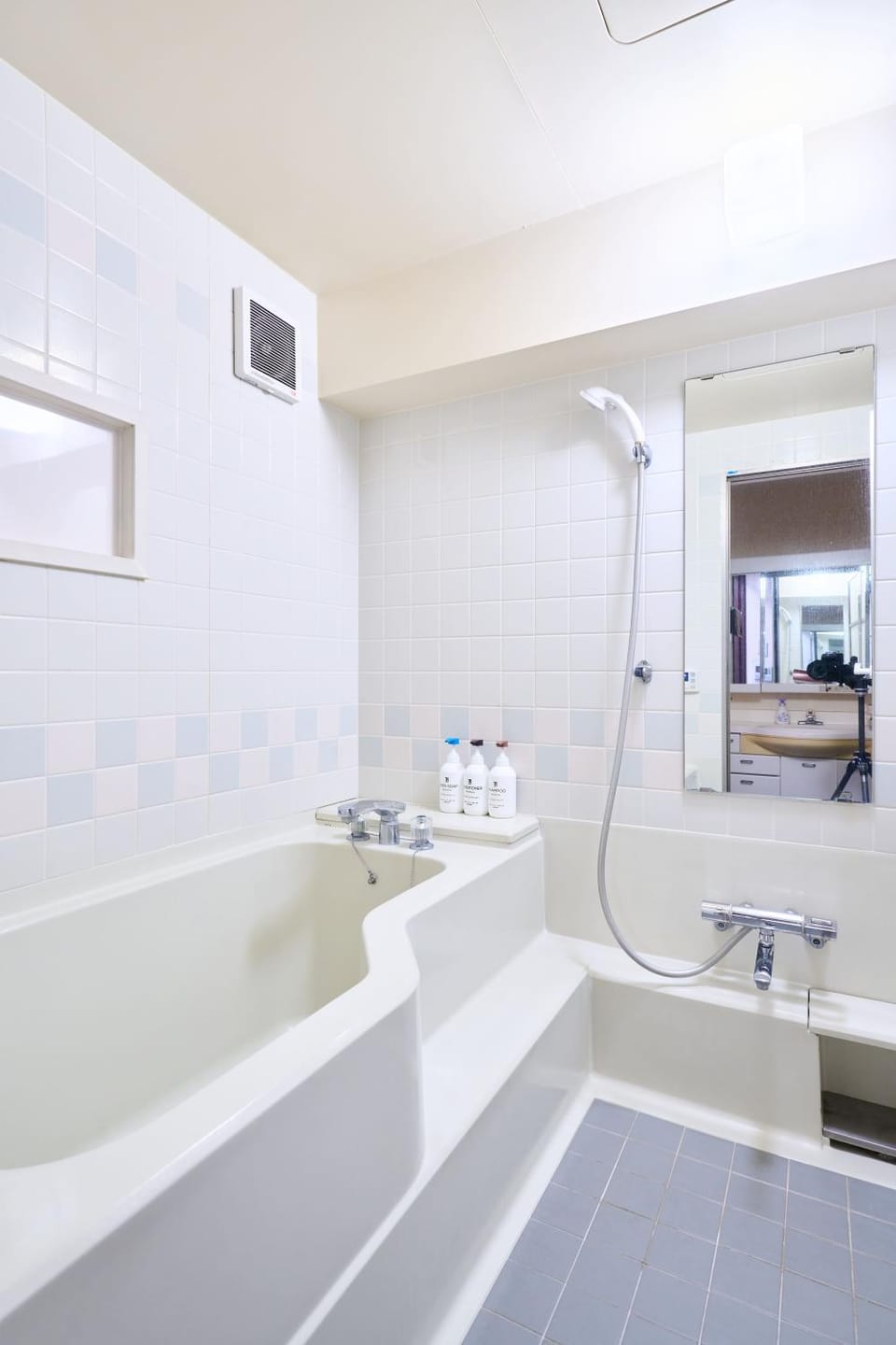 B-Shinjuku luxury house with EV Max12P Apartment in Shinjuku