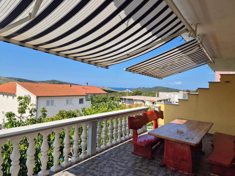 Malac Apartment in Šibenik-Knin County, Croatia