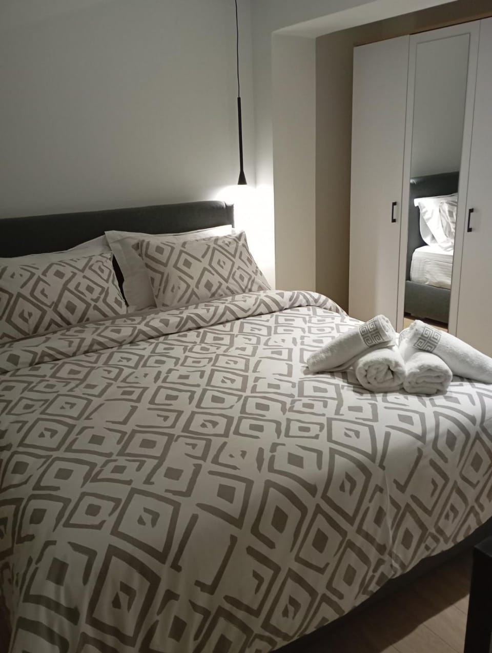 Loft bianco nero Apartment in Trikala