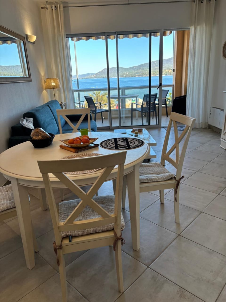 BEL appartement T1 devant la plage, face mer Apartment in Propriano