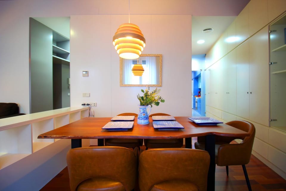 Dining area, Dinner