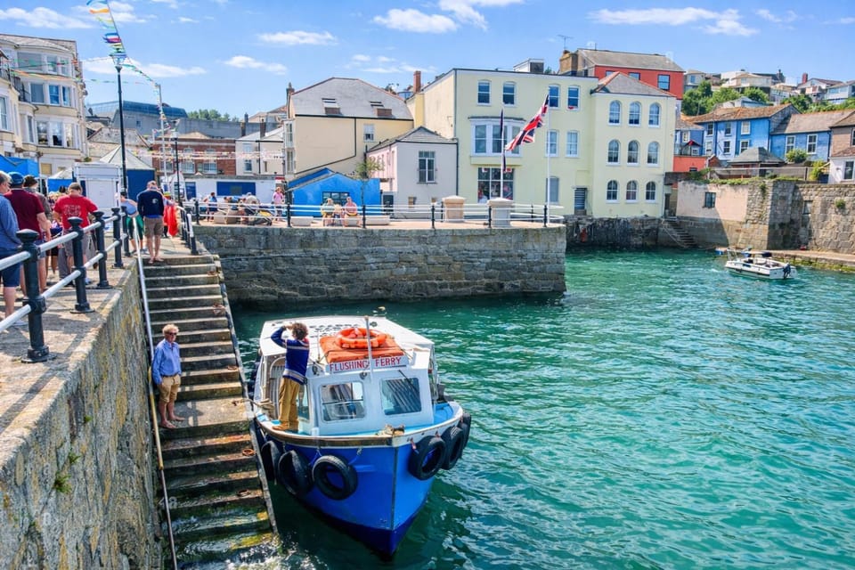 Waterside cottage - log burner - 10 mins to Falmouth House in England