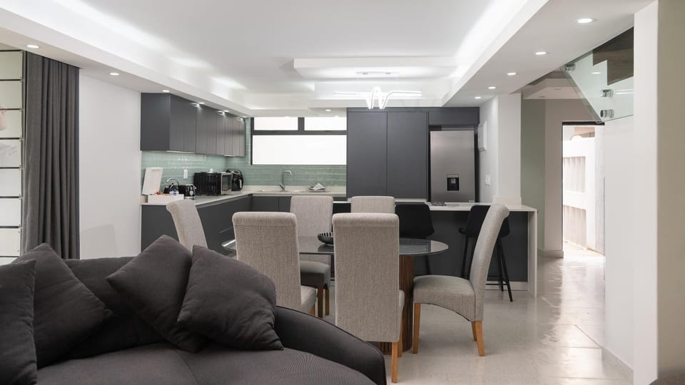 3 Licorna Beach Umhlang Rocks Apartment in Umhlanga