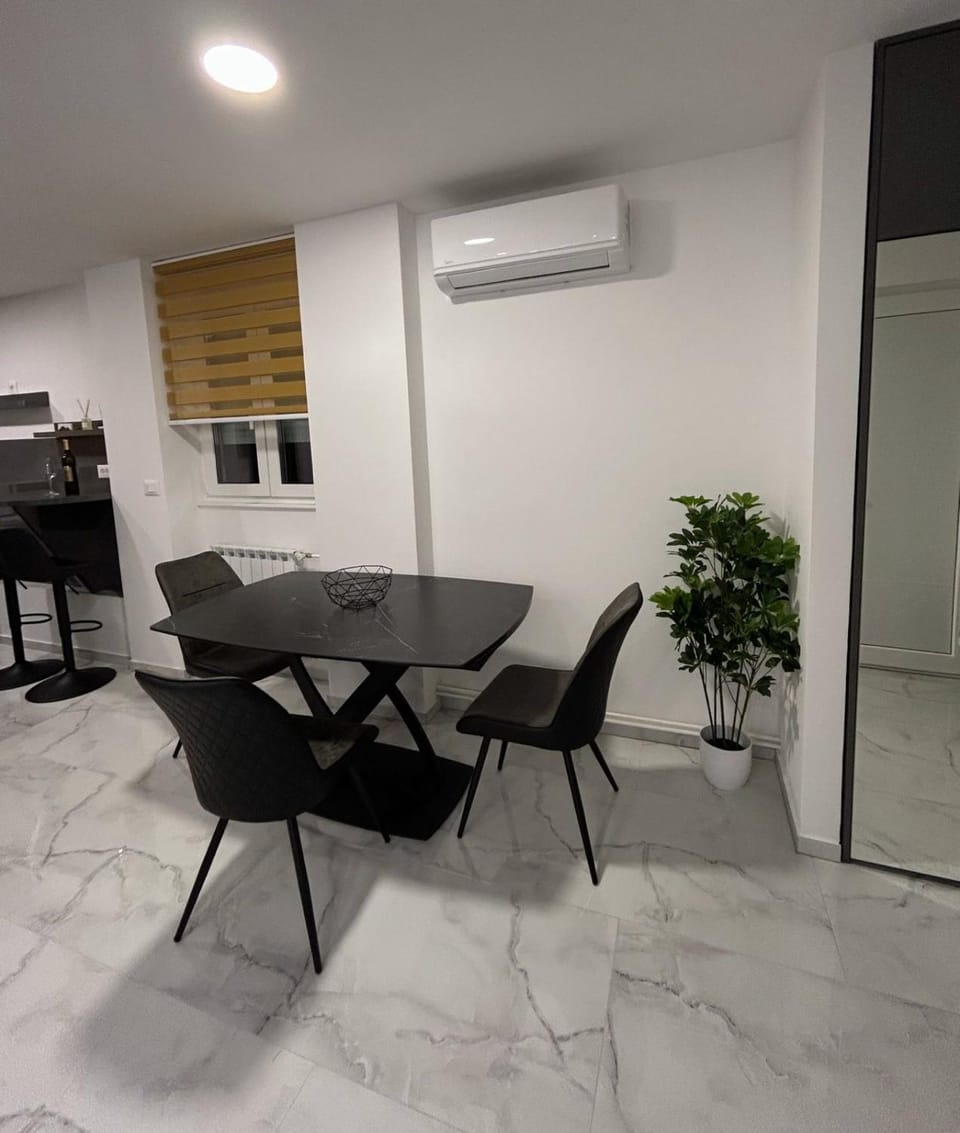 Dining area, air conditioner