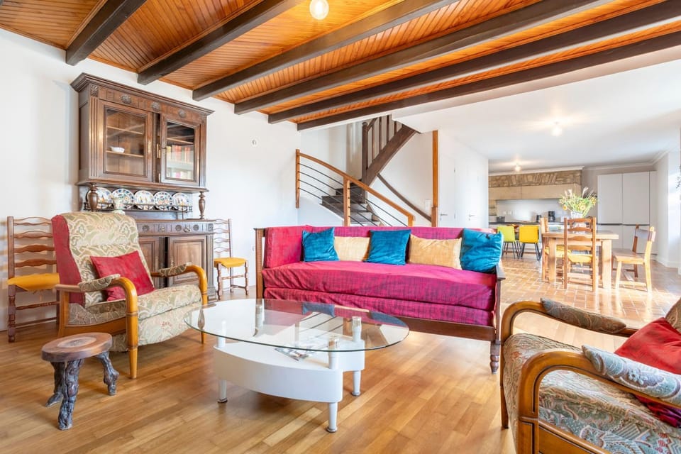 Property building, Living room