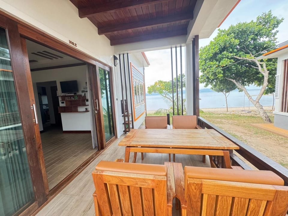 Balcony/Terrace, Dining area