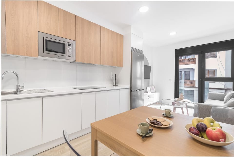 Kitchen or kitchenette, Living room, Dining area