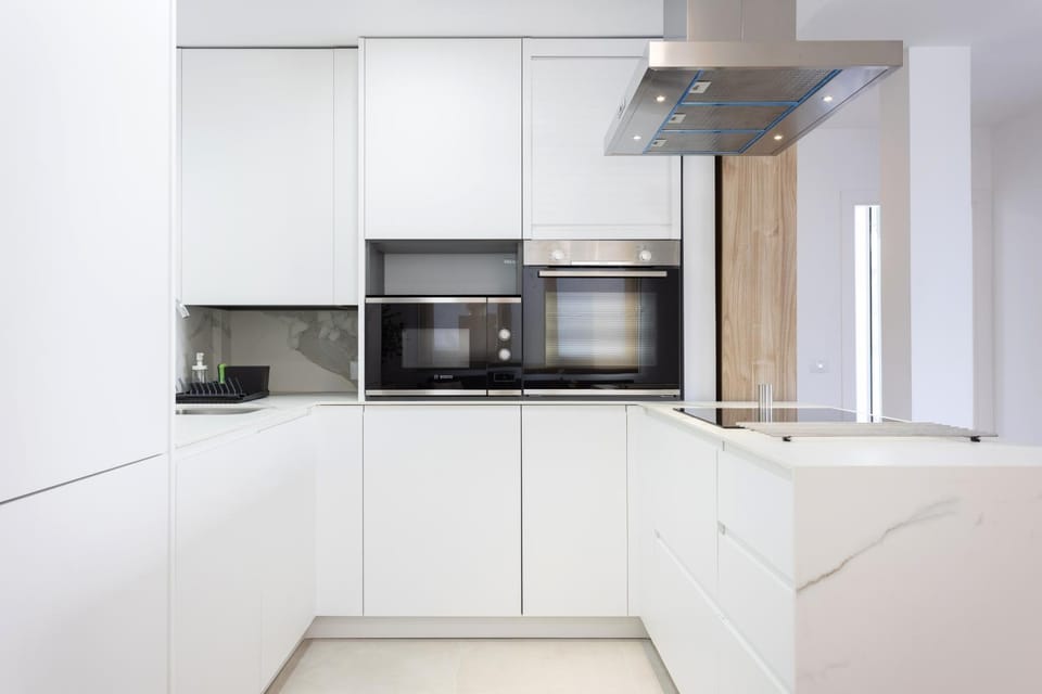 Kitchen or kitchenette, oven