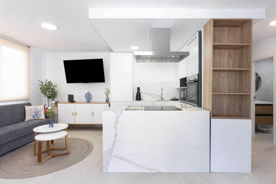 Kitchen or kitchenette, oven, stove