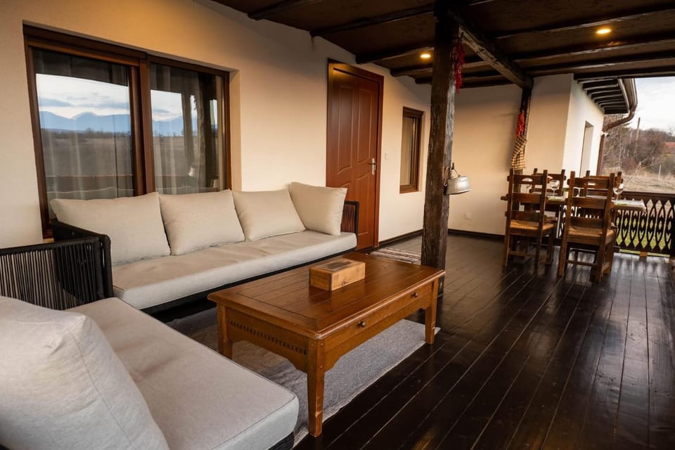 Natural landscape, Seating area