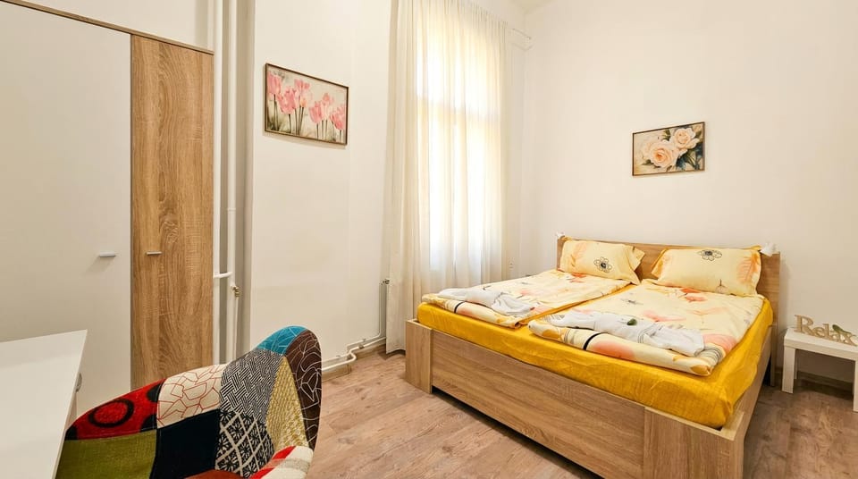 Bed, Photo of the whole room, Bedroom, towels, wardrobe