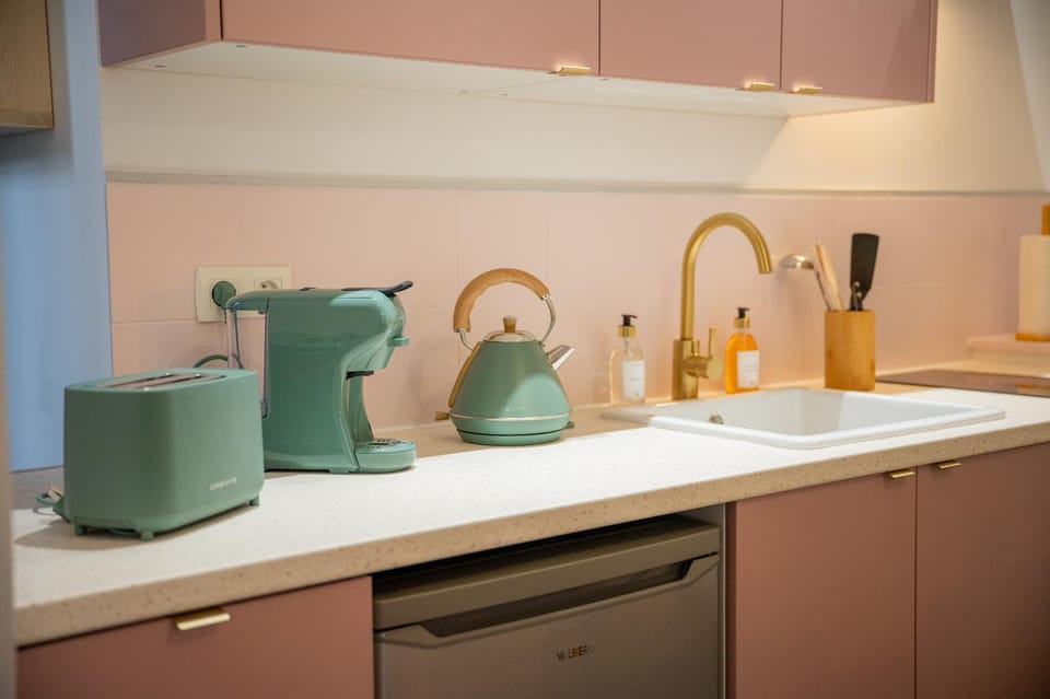 Coffee/tea facilities, Kitchen or kitchenette