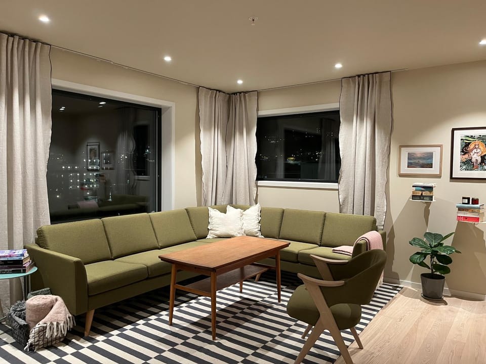 Living room, Seating area