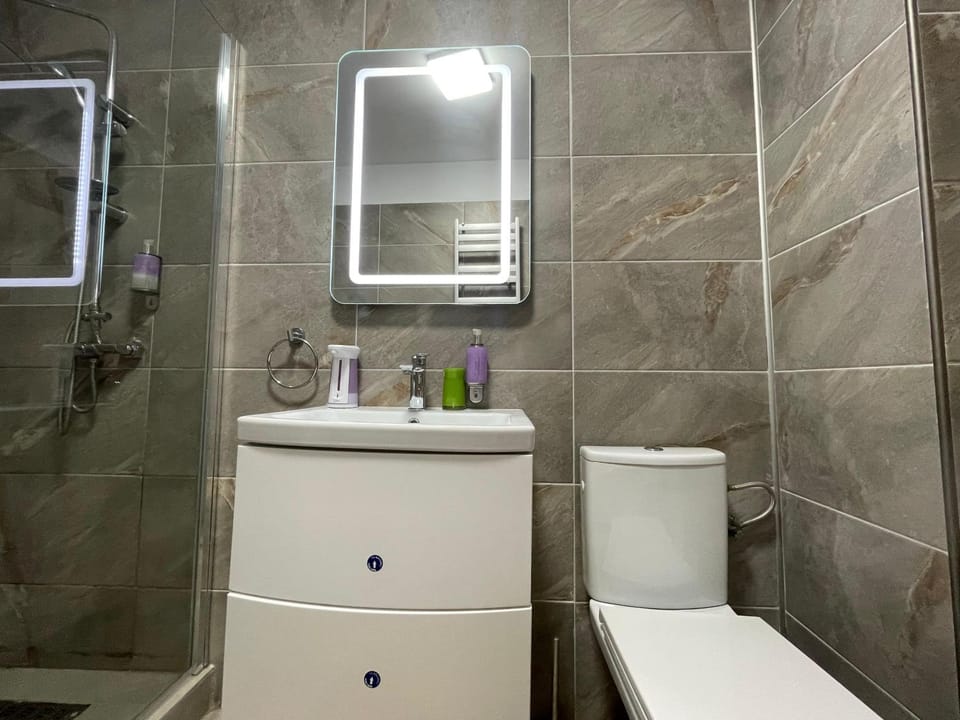 Shower, Toilet, Bathroom