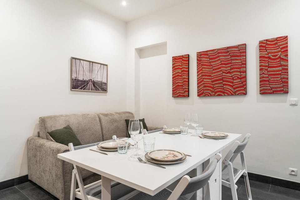 Appartement cosy à 2 min de Paris 16 ème Apartment in Issy-les-Moulineaux